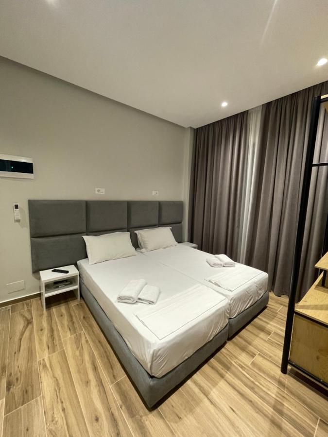 Hotel Rai Саранда Экстерьер фото