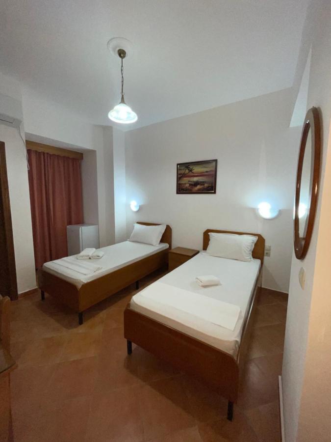 Hotel Rai Саранда Экстерьер фото