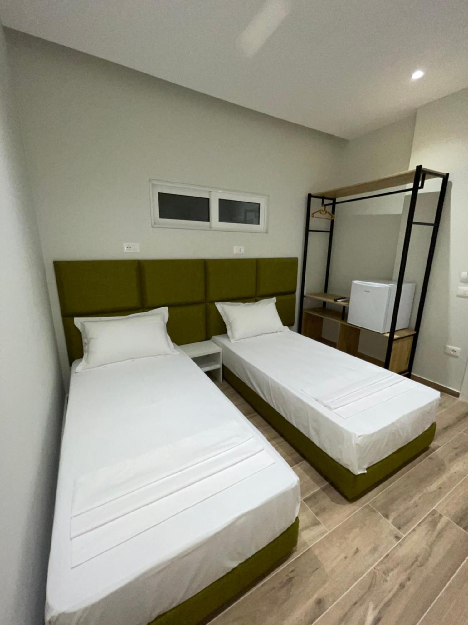 Hotel Rai Саранда Экстерьер фото